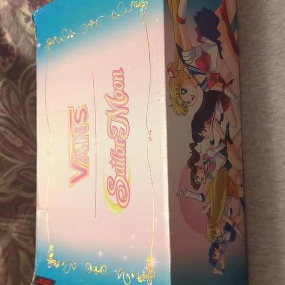 Sailor Moon Vans - Picture 2 of 4